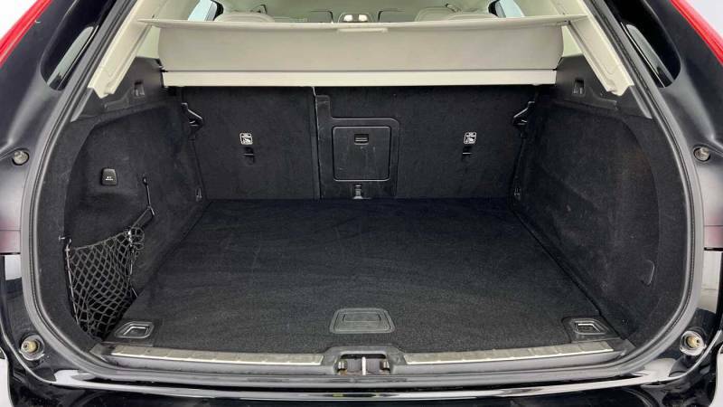 Volvo XC60 B4 Awd Mild Hybrid Momentum - 2022 22 YS22HWB Black #5