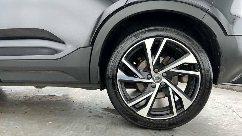 Volvo XC40 B4 Mild Hybrid R-design Pro - 2021 71 WA71EOR Black #4