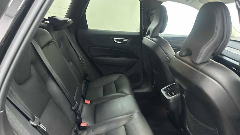 Volvo XC60 B4 Mild Hybrid Plus Dark Black #6