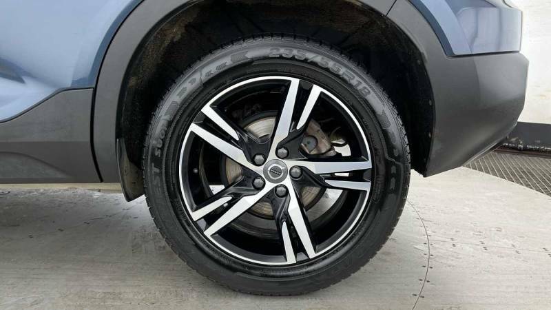 Volvo XC40 B3 P Core Park Assist, Power Tailgate, Google A Grey #10