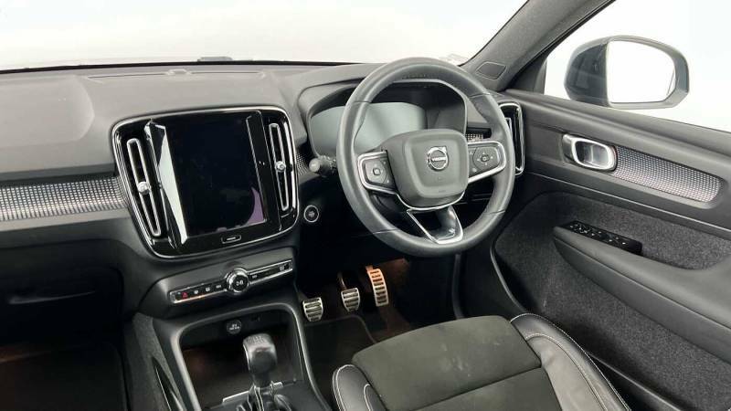 Volvo XC40 T3 R-design Blue #5