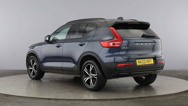 Volvo XC40 T3 R-design Blue #3