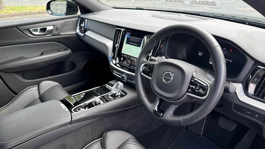 Volvo S60 Recharge T8 Ultimate Awd Black #4