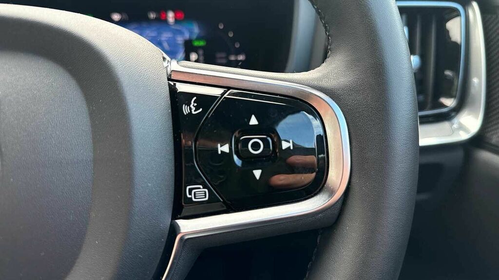 Volvo S60 Recharge T8 Ultimate Awd Black #20