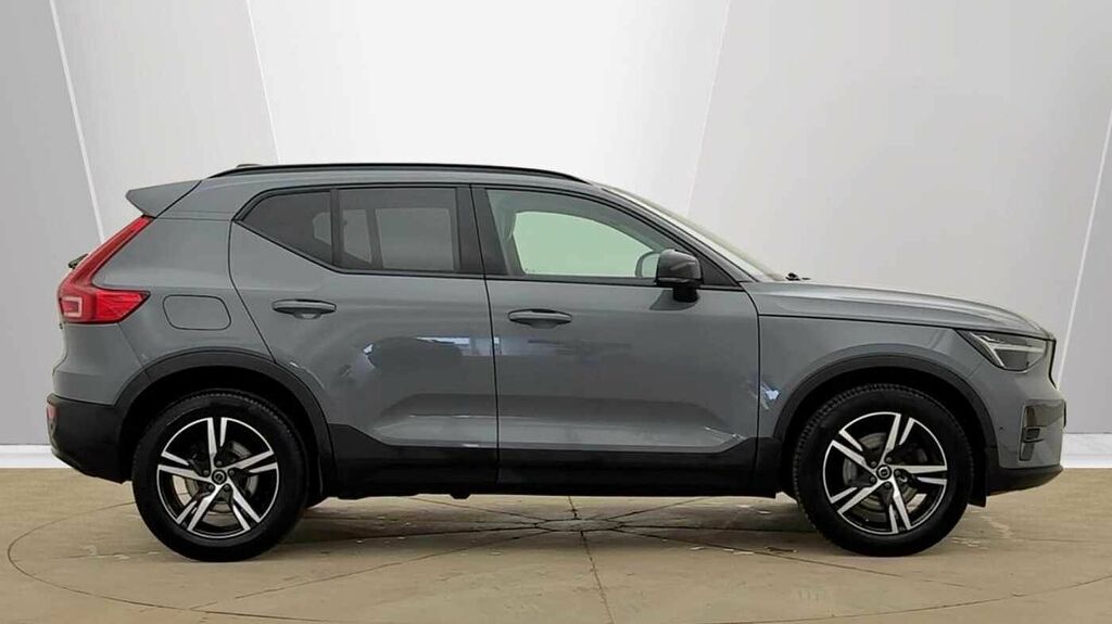 Volvo XC40 Plus, B3 Mild Hybrid, Dark Grey #2