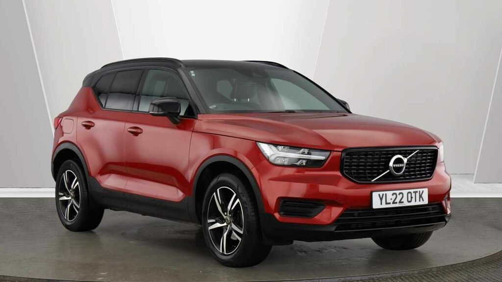Volvo XC40 R-design, T3 Red