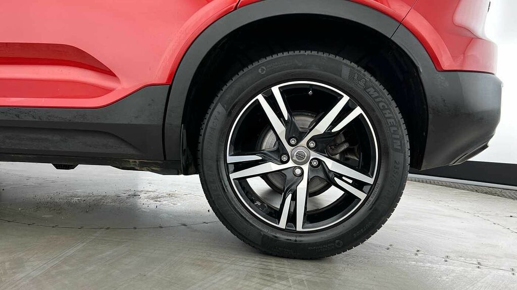 Volvo XC40 R-design, T3 Red #4