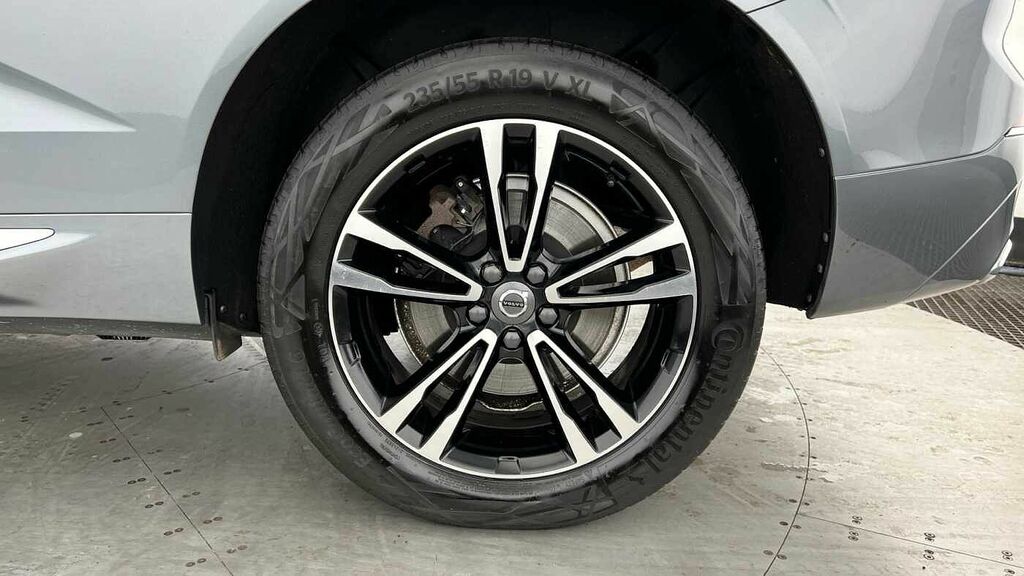 Volvo XC60 Recharge Inscription Expression, T6 Awd Plug-in Hy Grey #4