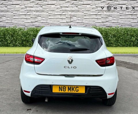Renault Clio 0.9 Clio Iconic SJ19UBM White #6