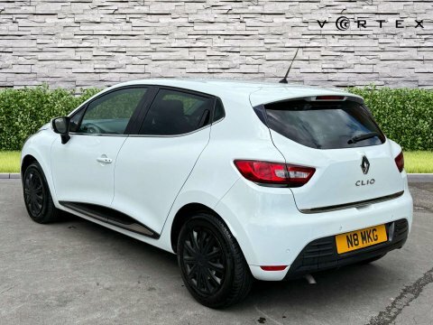 Renault Clio 0.9 Clio Iconic SJ19UBM White #5