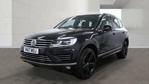 Volkswagen Touareg 3.0 Touareg V6 Black #2