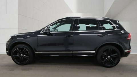 Volkswagen Touareg 3.0 Touareg V6 Black #6