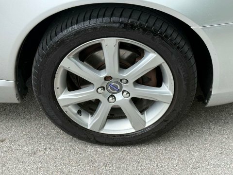 Volvo V70 Se Lux Silver #40