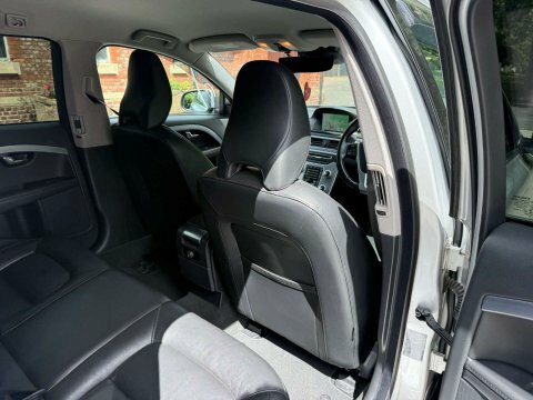 Volvo V70 Se Lux Silver #20