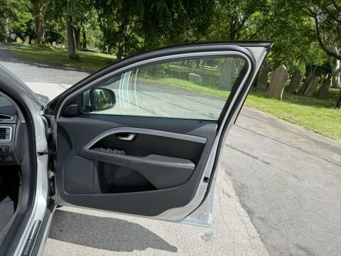 Volvo V70 Se Lux Silver #22
