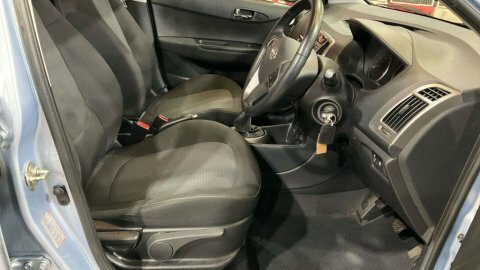 Hyundai I20 1.2 Active Euro 5 Red #11