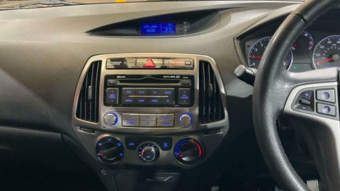Hyundai I20 1.2 Active Euro 5 Red #13