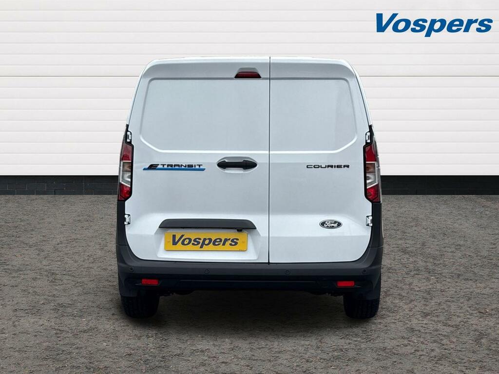 Ford Transit Courier 100Kw 43Kwh Trend Van White #4
