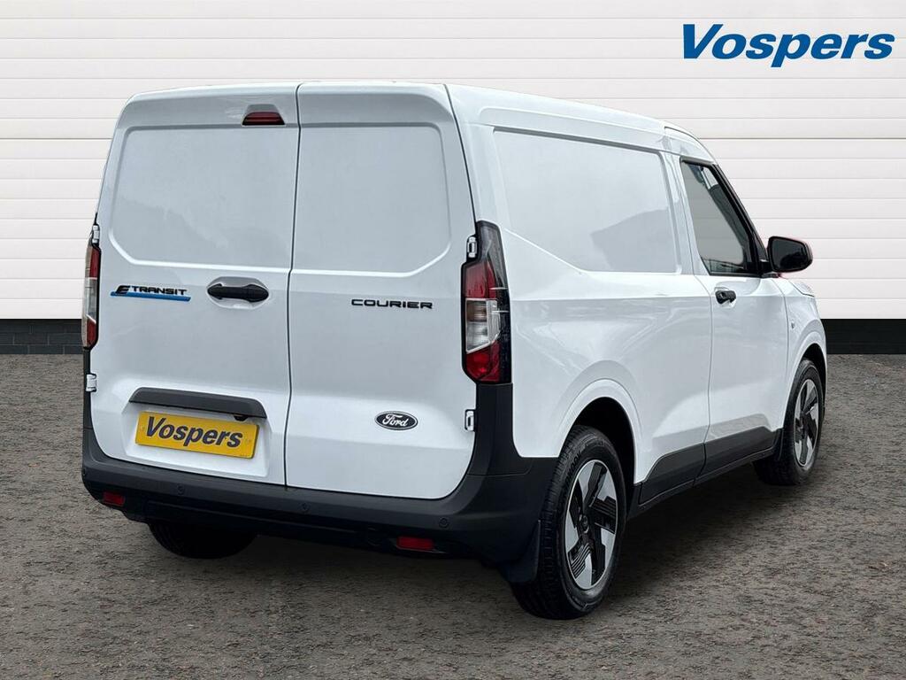 Ford Transit Courier 100Kw 43Kwh Trend Van White #3