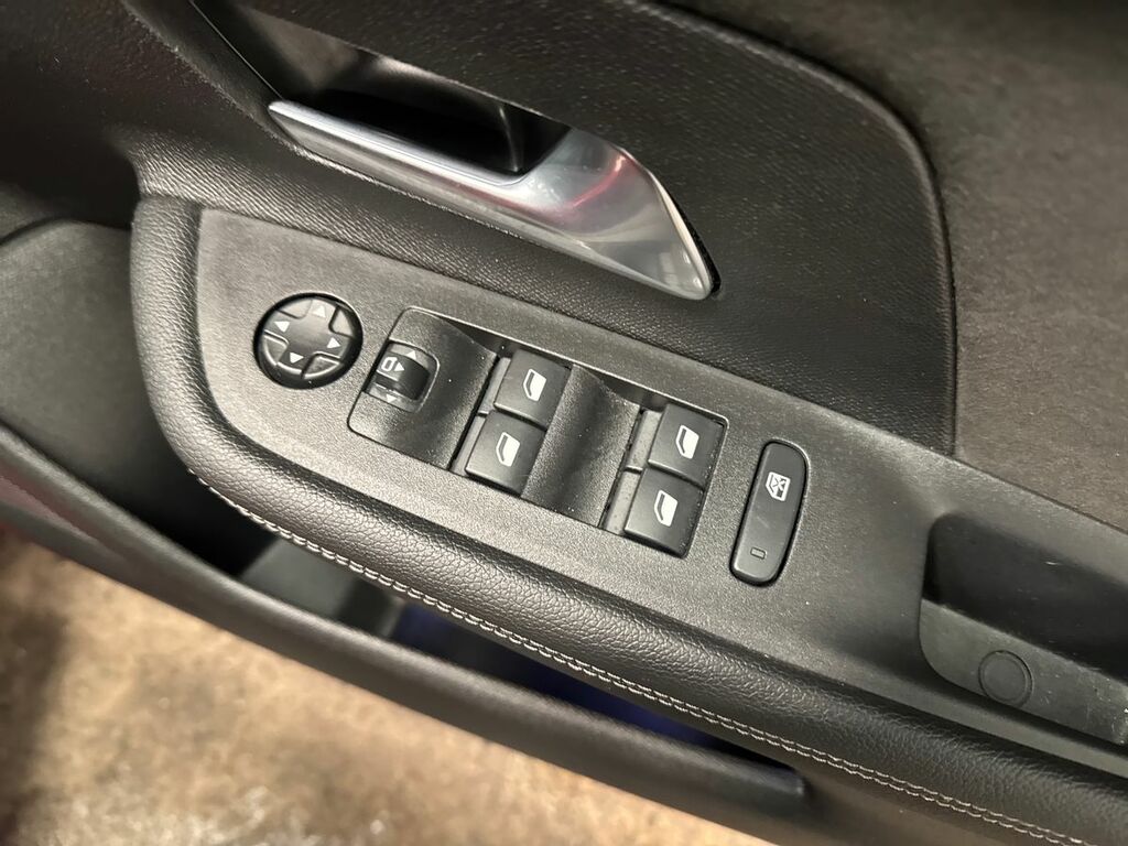 Vauxhall Mokka-e Mokka Ultimate Ev Black #19