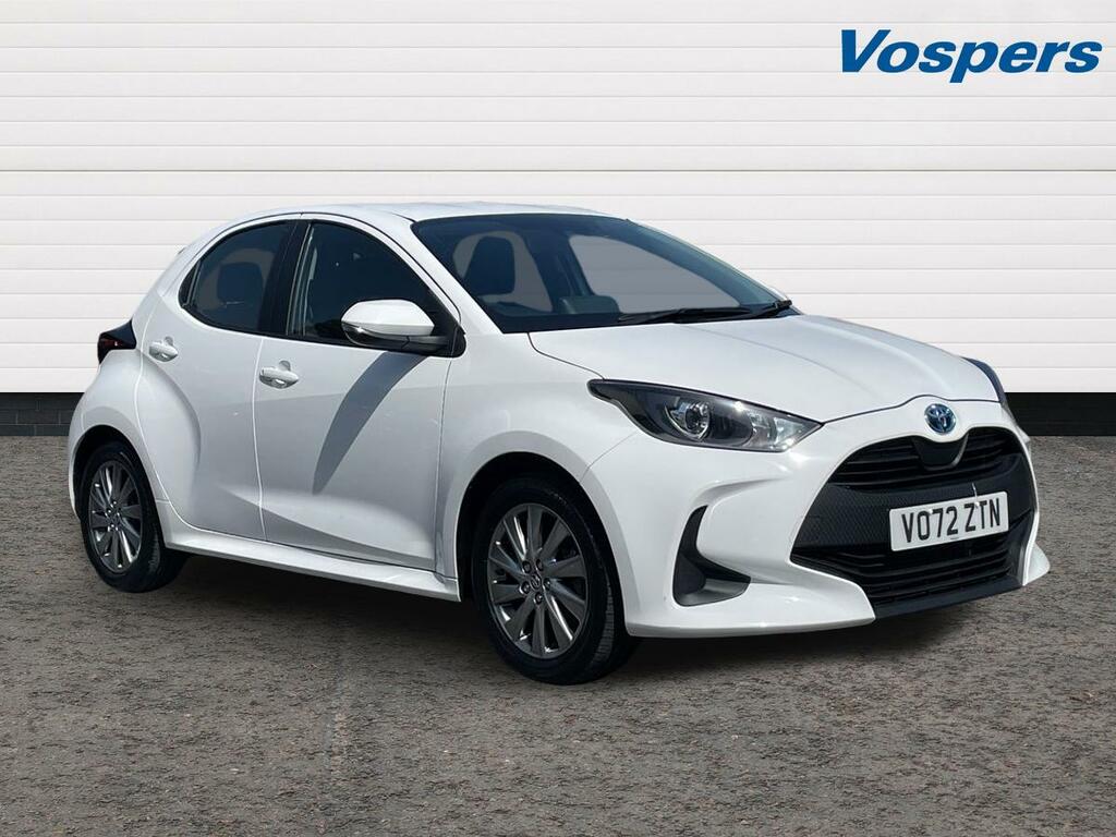 Toyota Yaris 1.5 Hybrid Icon Cvt White