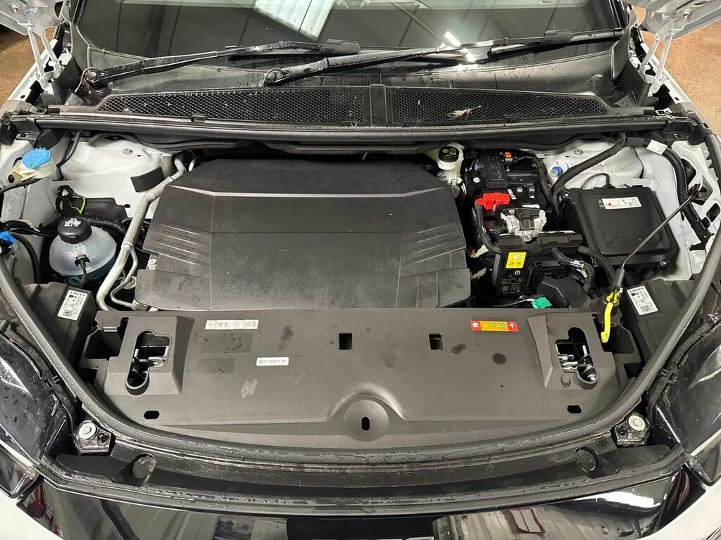 Peugeot 3008 Active Black #28