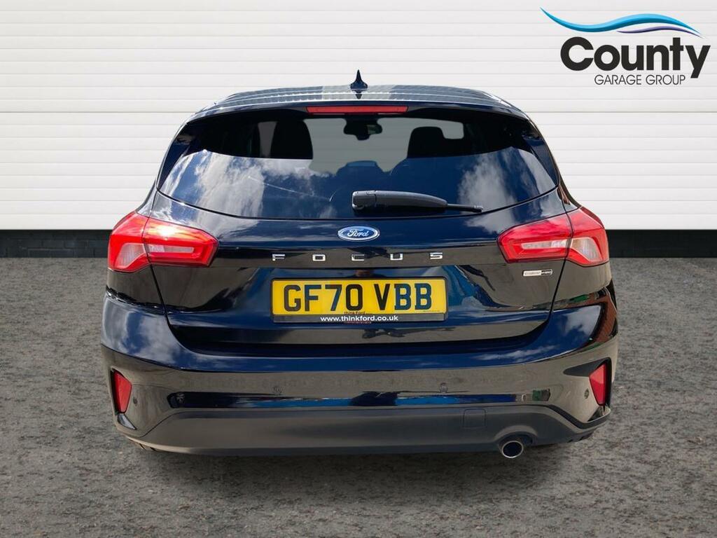 Ford Focus 1.0T Ecoboost Titanium Hatchback White #6