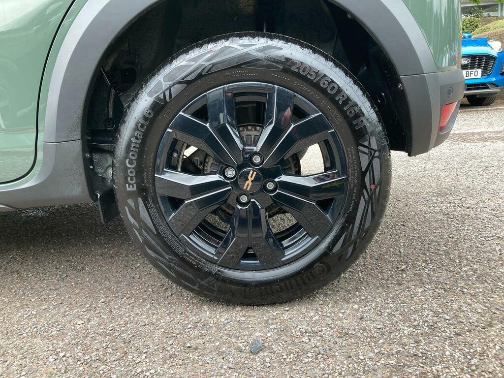 Dacia Sandero Stepway Dacia Sandero Stepway 1.0 Tce 110 Extreme Green #22