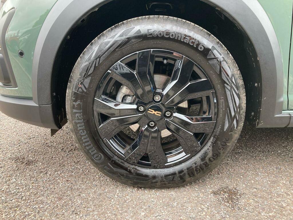 Dacia Sandero Stepway Dacia Sandero Stepway 1.0 Tce 110 Extreme Green #23