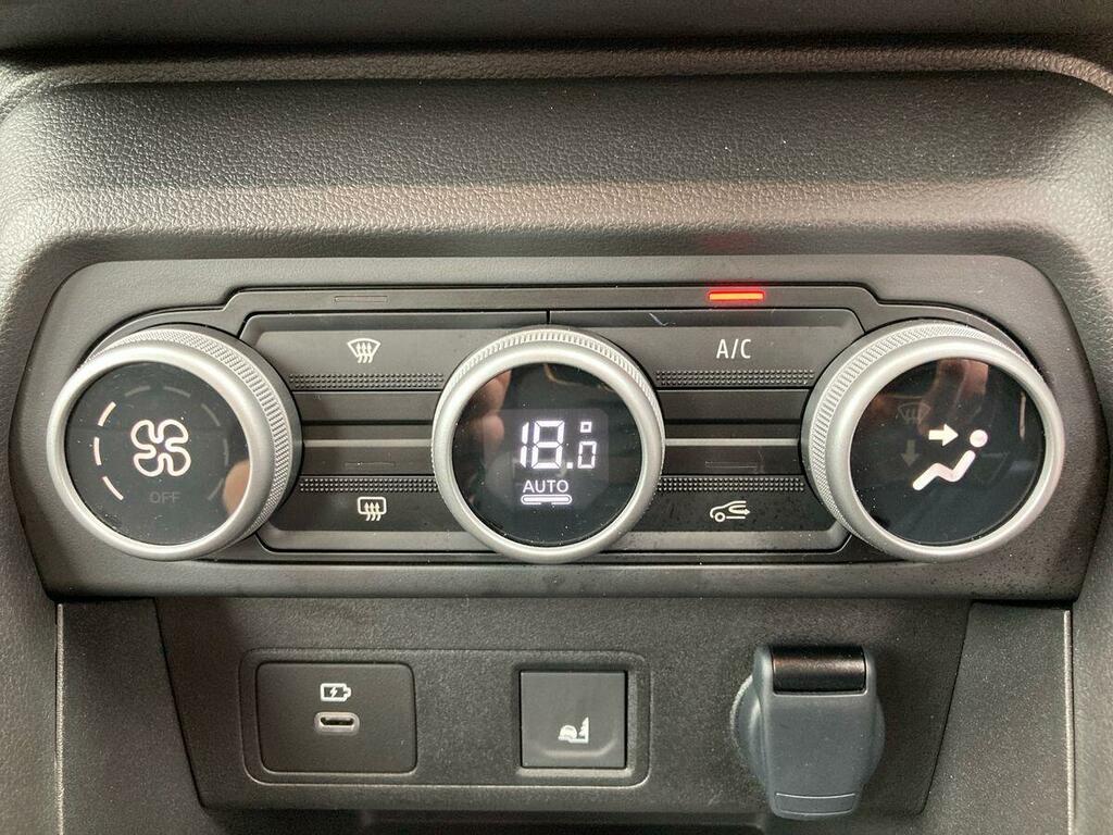 Dacia Sandero Stepway Dacia Sandero Stepway 1.0 Tce 110 Extreme Green #15