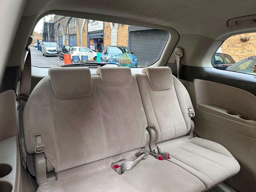 Toyota Estima  White #23