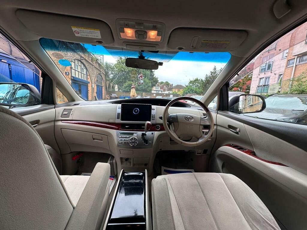 Toyota Estima  White #15