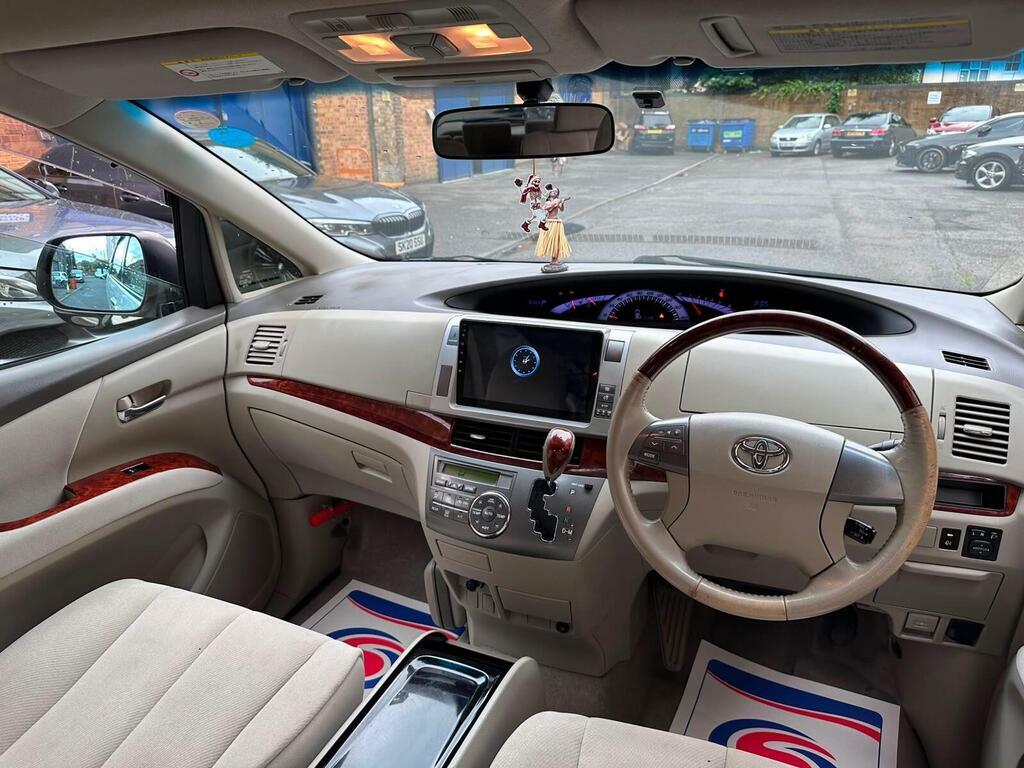 Toyota Estima  White #13