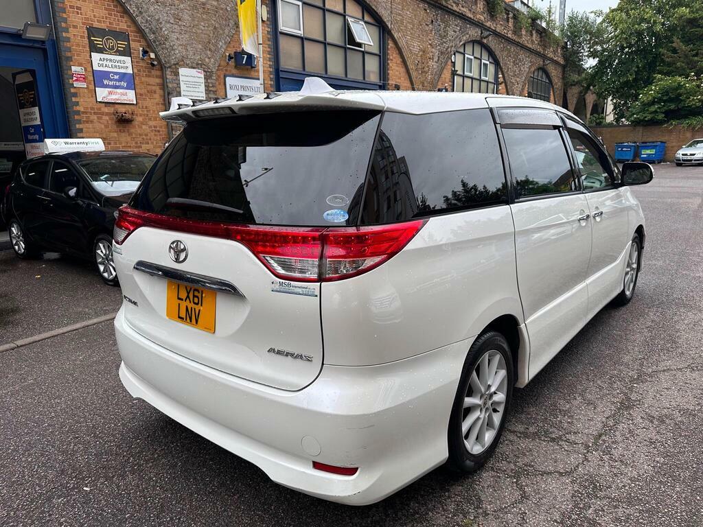 Toyota Estima  White #12