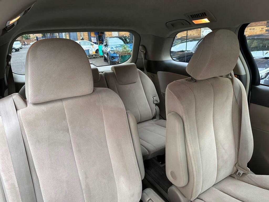 Toyota Estima  White #18