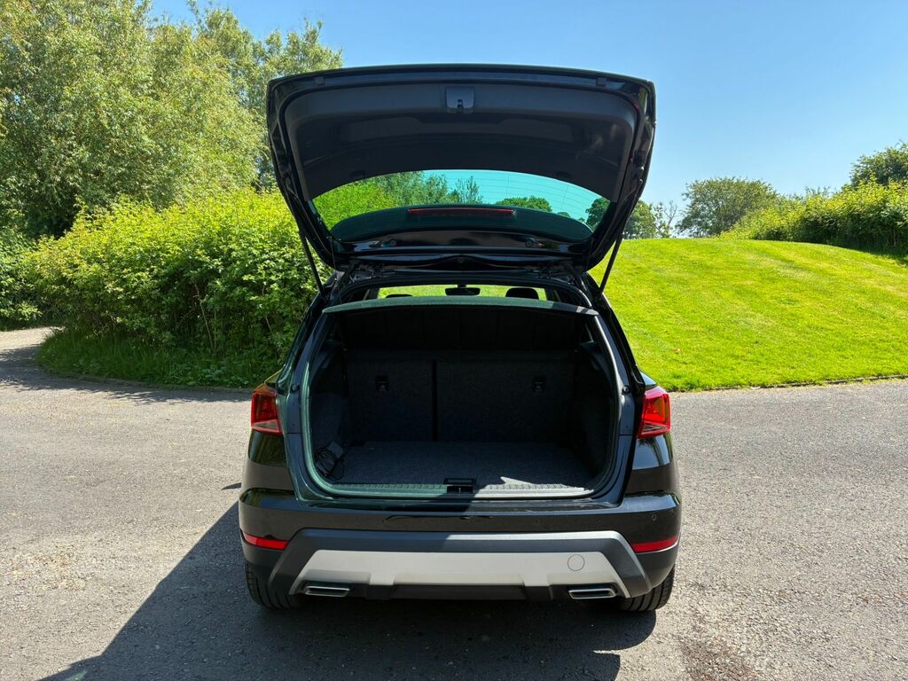 Seat Arona Hatchback Black #30