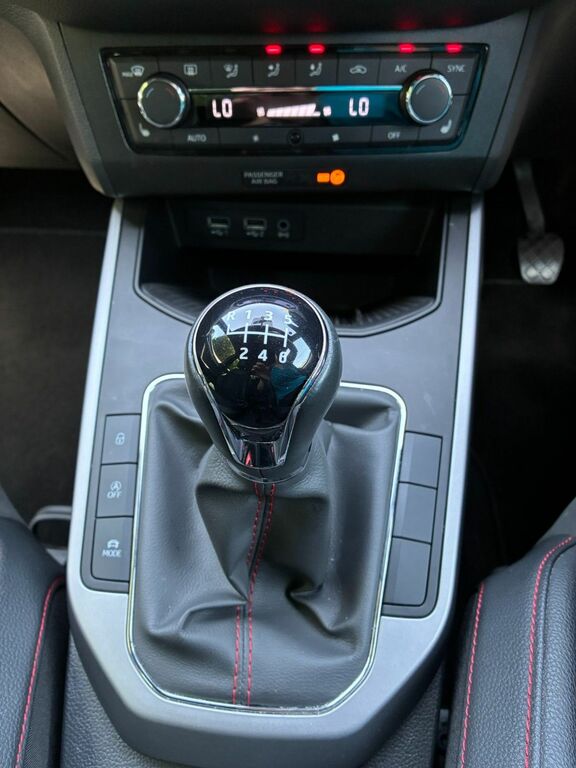 Seat Arona Hatchback Black #18