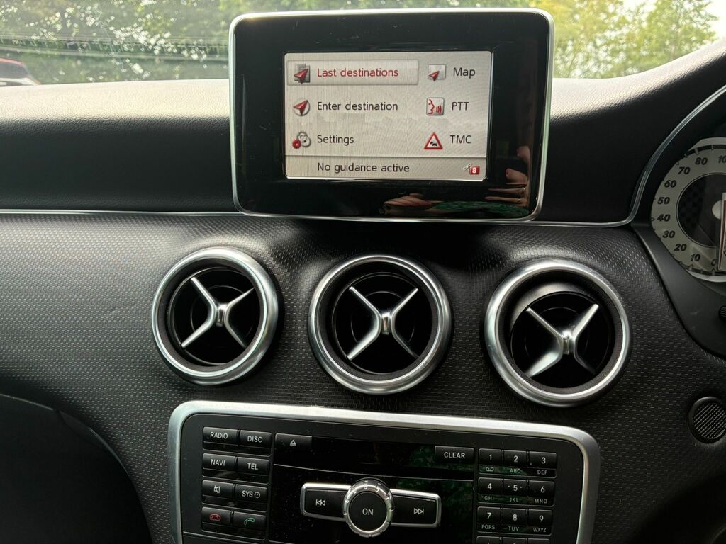 Mercedes-Benz A Class Hatchback Black #19