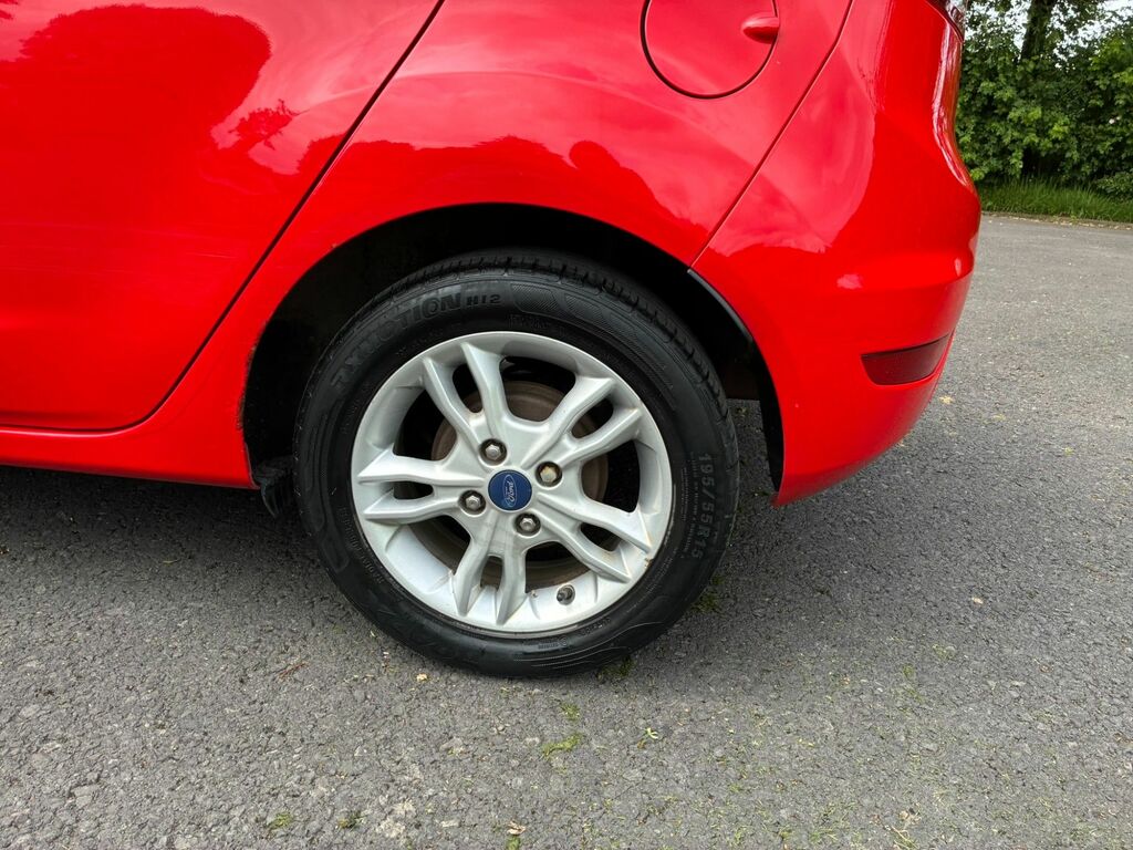 Ford Fiesta Petrol Brown #31