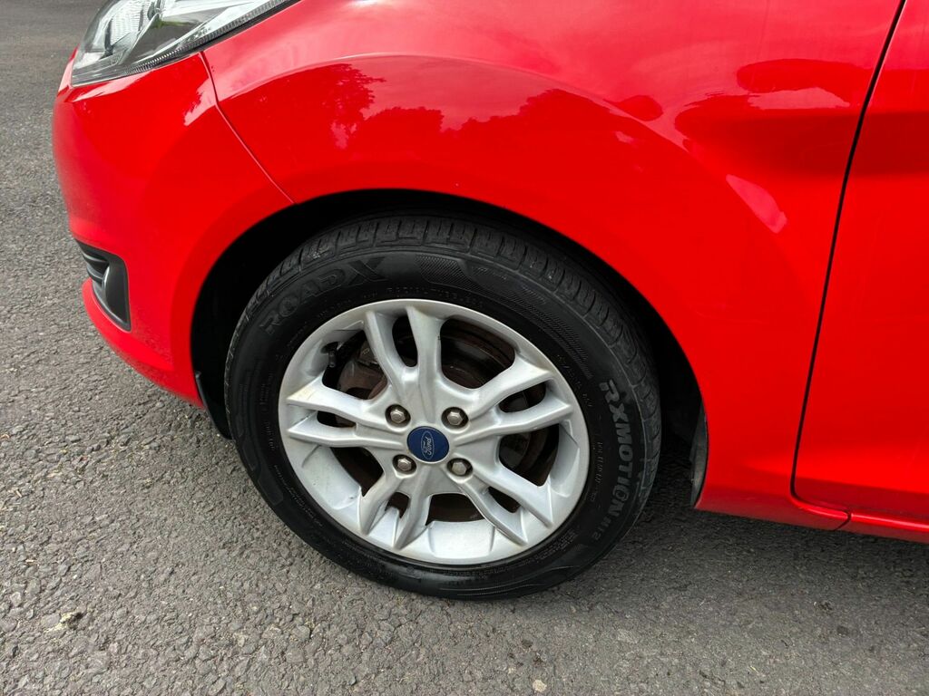 Ford Fiesta Petrol Brown #29