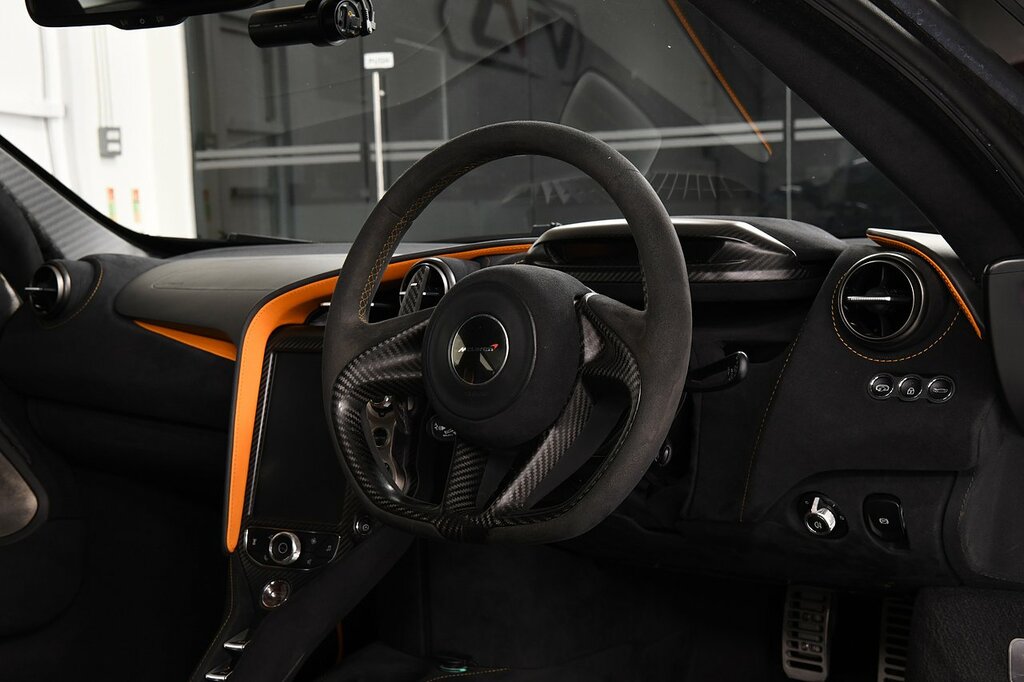 McLaren 720S T V8 Black #5