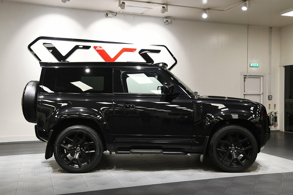 Land Rover Defender 90 D200 Mhev Se LJ21ZHZ Black #2