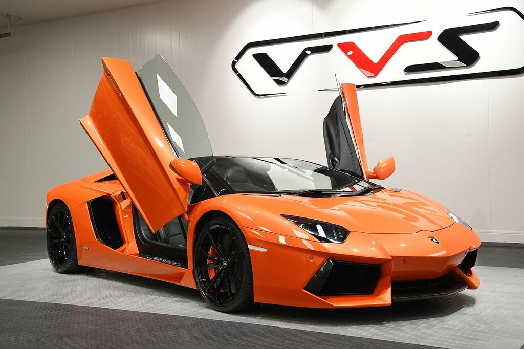 Lamborghini Aventador Lp 700-4 Roadster White #38