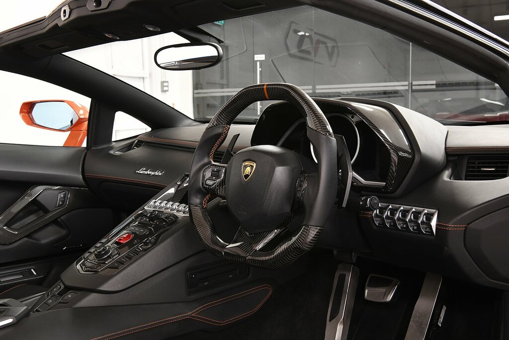 Lamborghini Aventador Lp 700-4 Roadster Orange #4