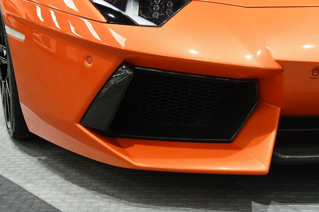 Lamborghini Aventador Lp 700-4 Roadster White #34
