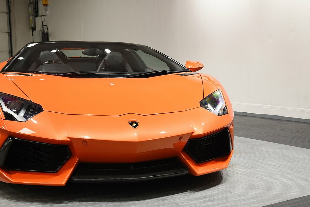 Lamborghini Aventador Lp 700-4 Roadster White #31