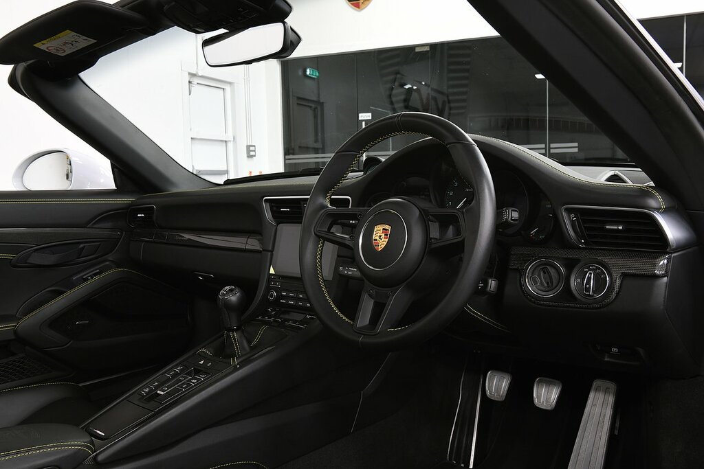 Porsche 911 991 White #4