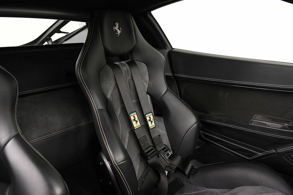 Ferrari 458 Italia White #14