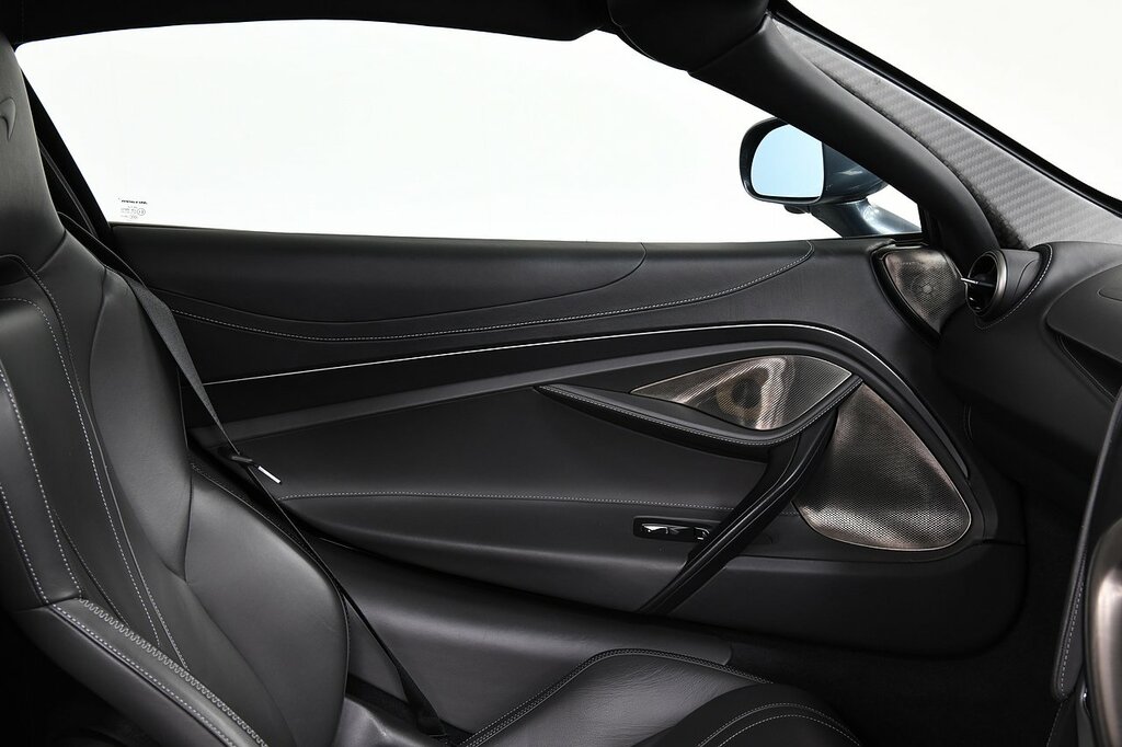 McLaren 720S Performance 4.0 V8 #12