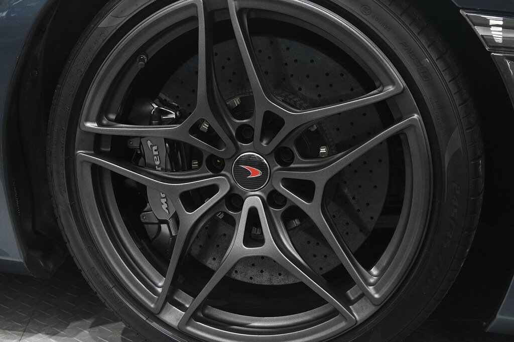 McLaren 720S Performance 4.0 V8 #36